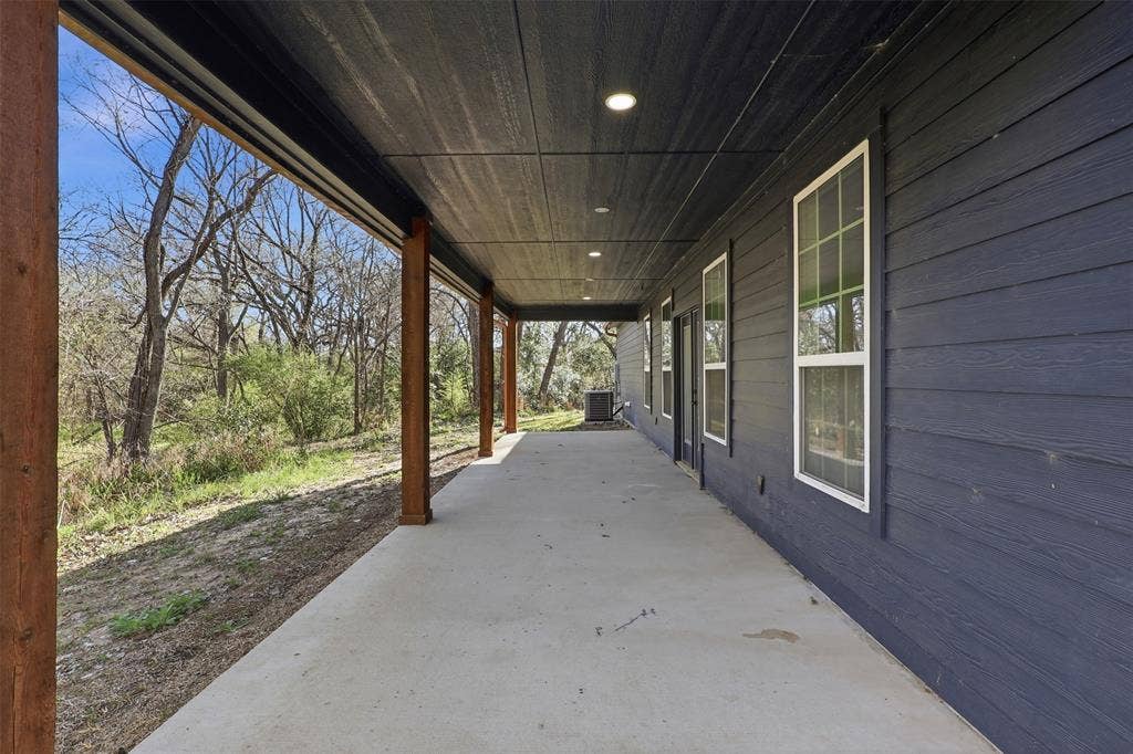 7694 Portwood Road, Azle, TX 76020 7694 Portwood Road, Azle, TX 76020
