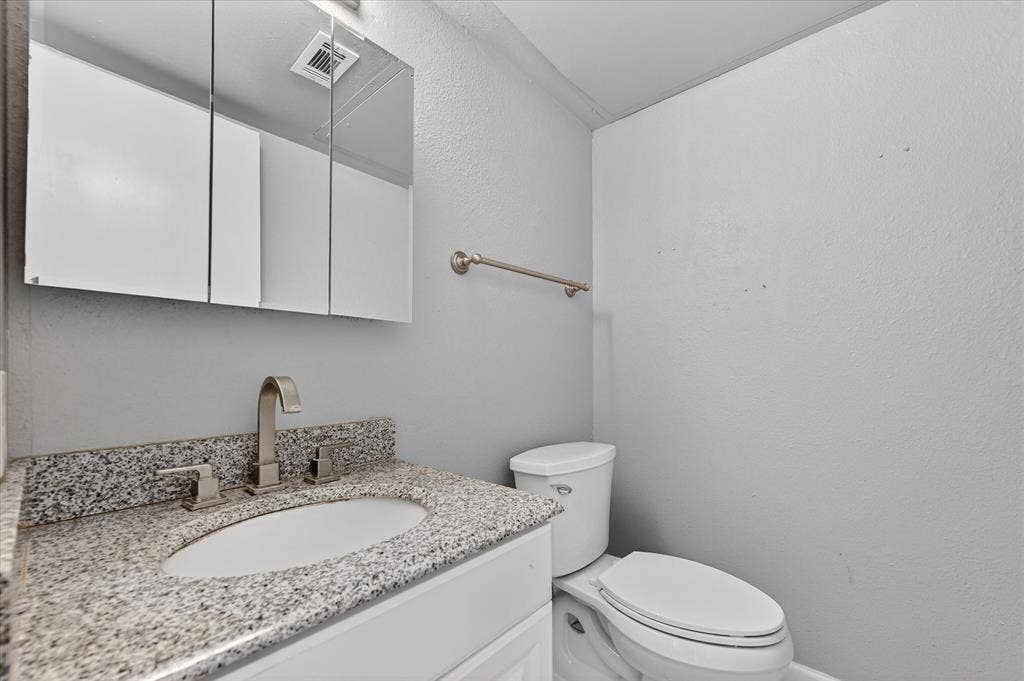 5335 Bent Tree Forest Drive, #119, Dallas, TX 75248