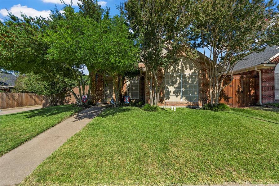 Property photo for 2329 Baretta Drive, Mesquite, TX