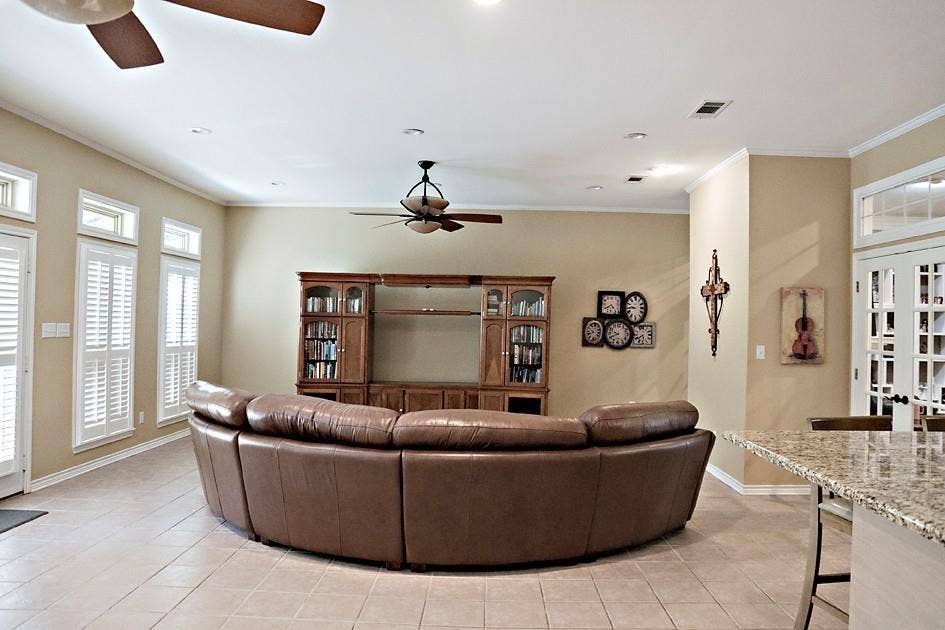 1111 Lonnie Drive, Athens, TX 75751