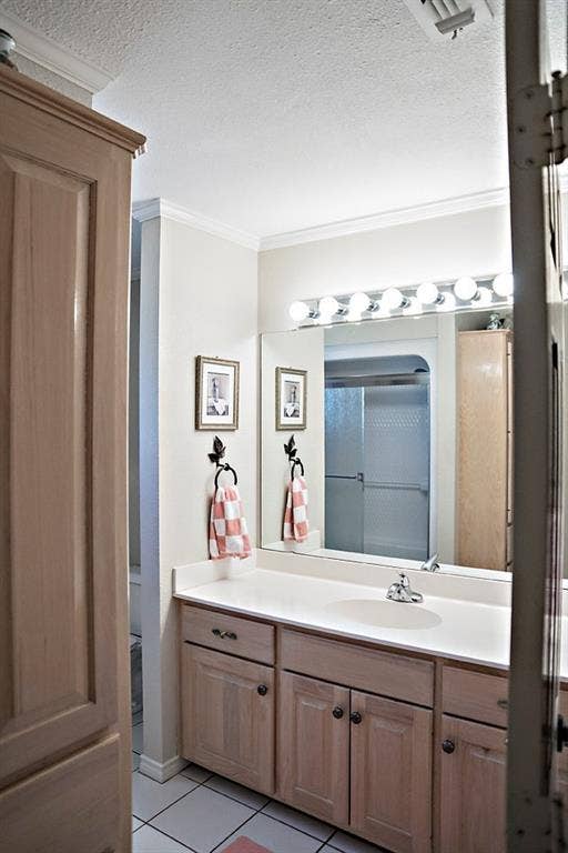 1111 Lonnie Drive, Athens, TX 75751