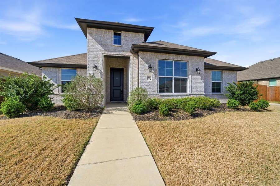Property photo for 2817 Hudson Drive, Forney, TX