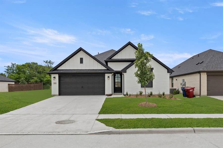 Property photo for 3016 Beau Daniel Drive, Royse City, TX