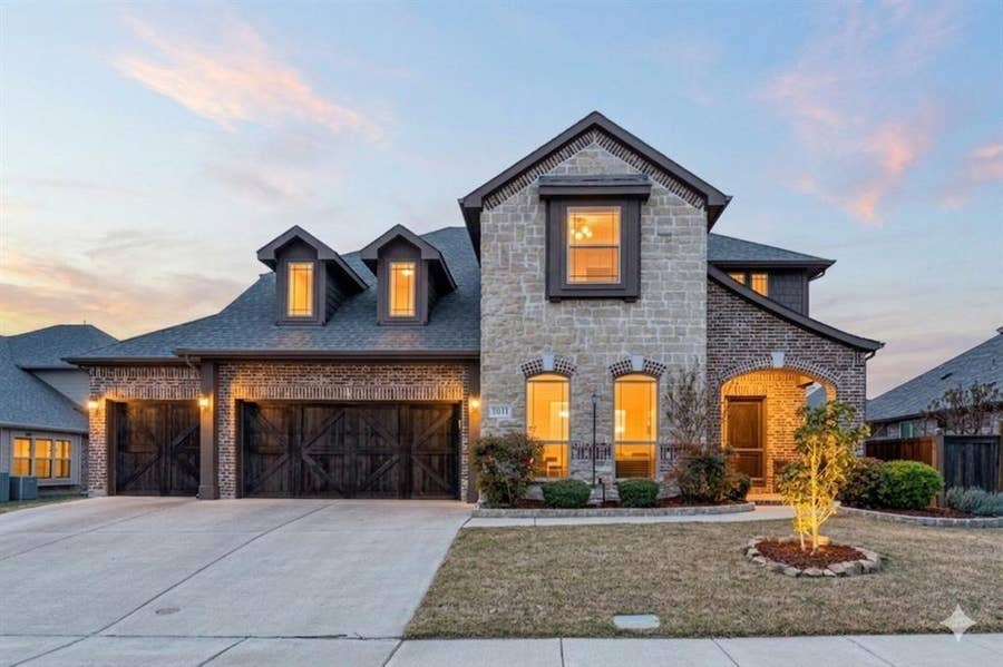 Property photo for 1011 Walford Drive, Forney, TX