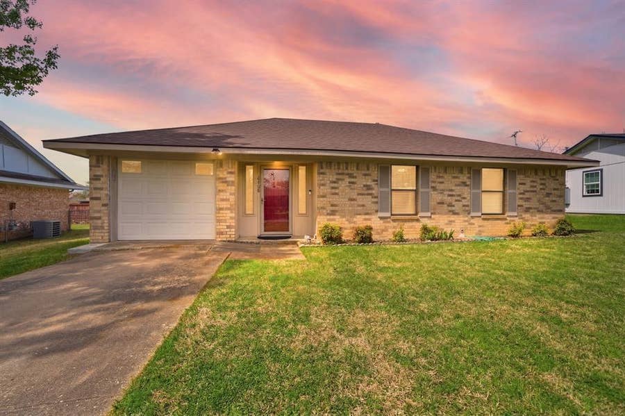 Property photo for 6708 Wren Drive, Greenville, TX