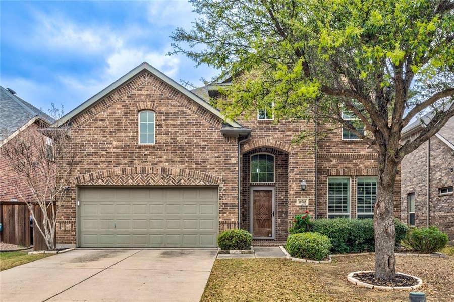 Property photo for 10708 Leesa Drive, McKinney, TX
