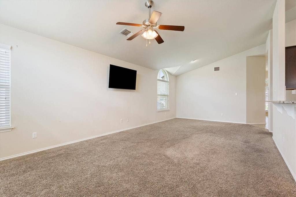 9448 Centennial Drive, Waco, TX 76708 9448 Centennial Drive, Waco, TX 76708