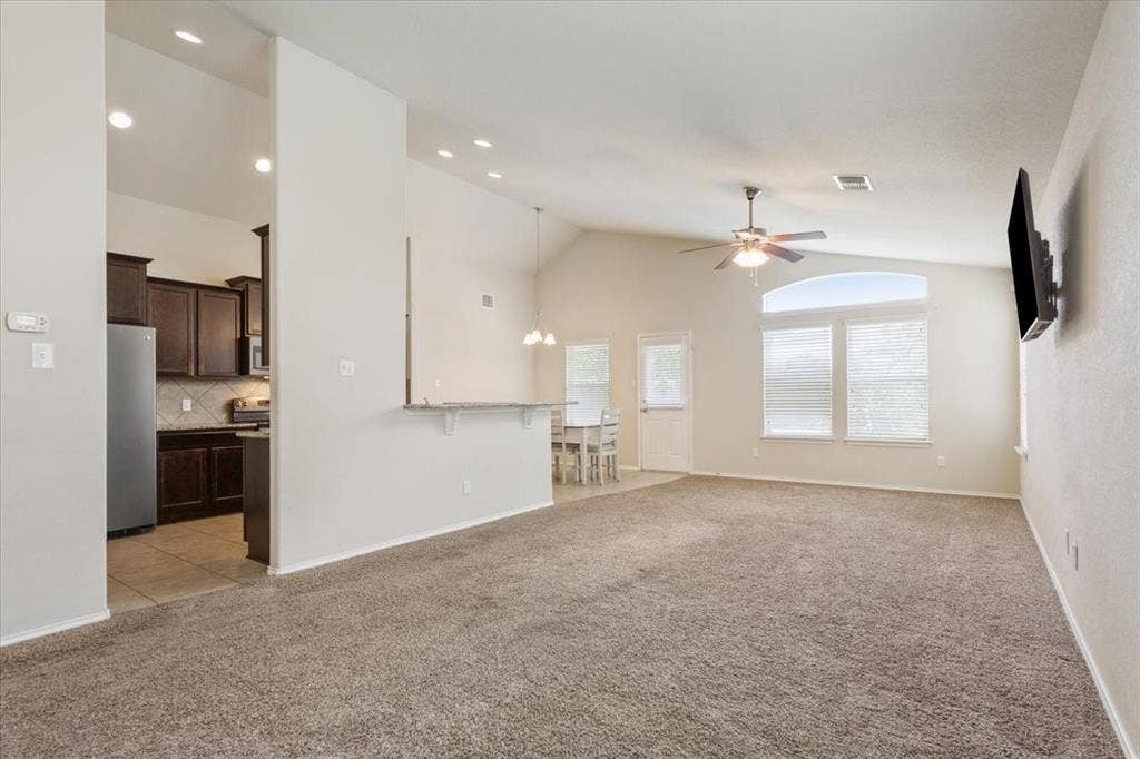 9448 Centennial Drive, Waco, TX 76708 9448 Centennial Drive, Waco, TX 76708