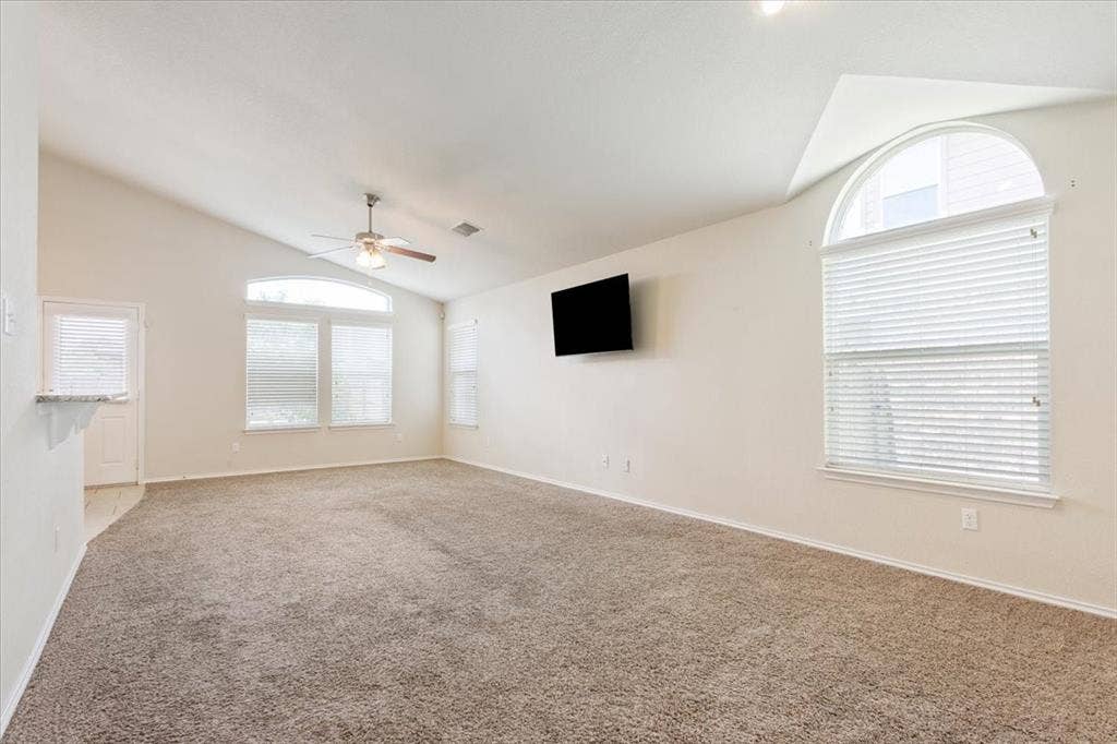 9448 Centennial Drive, Waco, TX 76708 9448 Centennial Drive, Waco, TX 76708