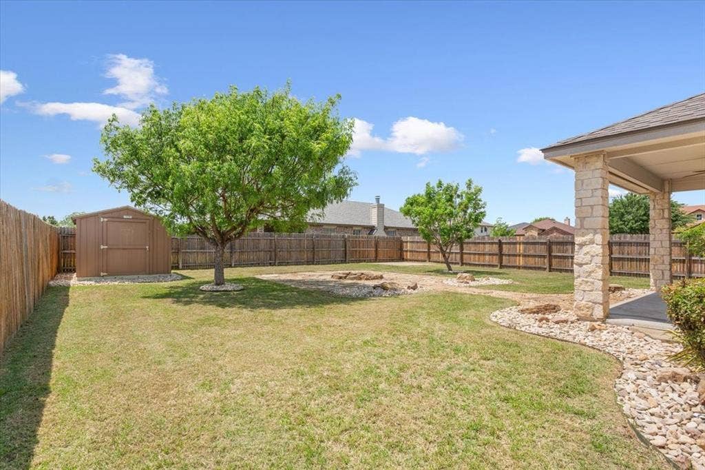 9448 Centennial Drive, Waco, TX 76708 9448 Centennial Drive, Waco, TX 76708