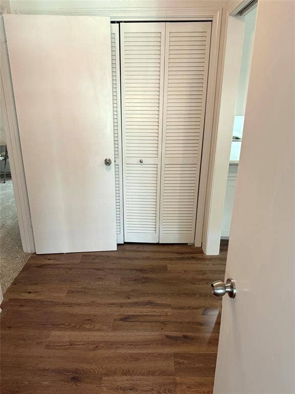 520 Baker Drive, Hurst, TX 76054 520 Baker Drive, Hurst, TX 76054