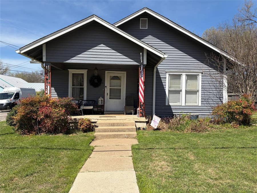 Property photo for 810 W Lamar Street, McKinney, TX