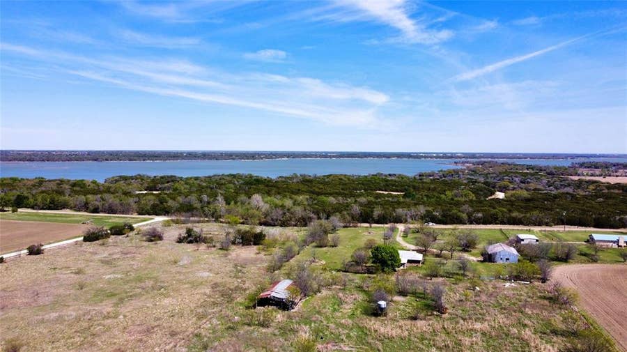 Property photo for 2949 N Speegleville Road, Woodway, TX