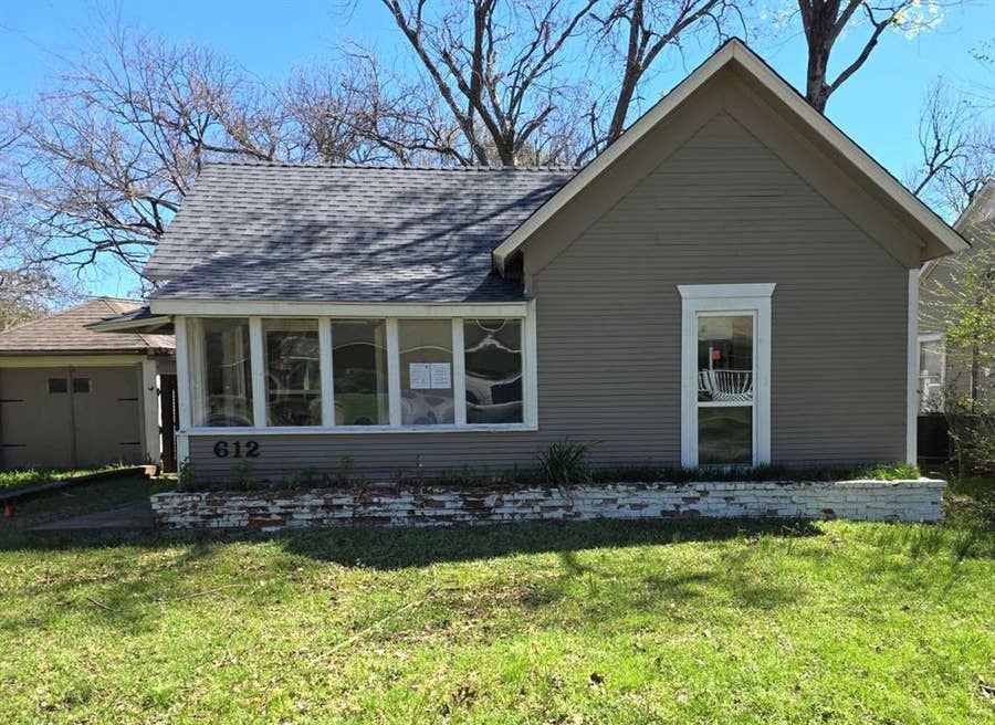 Property photo for 612 N Adelaide Street, Terrell, TX