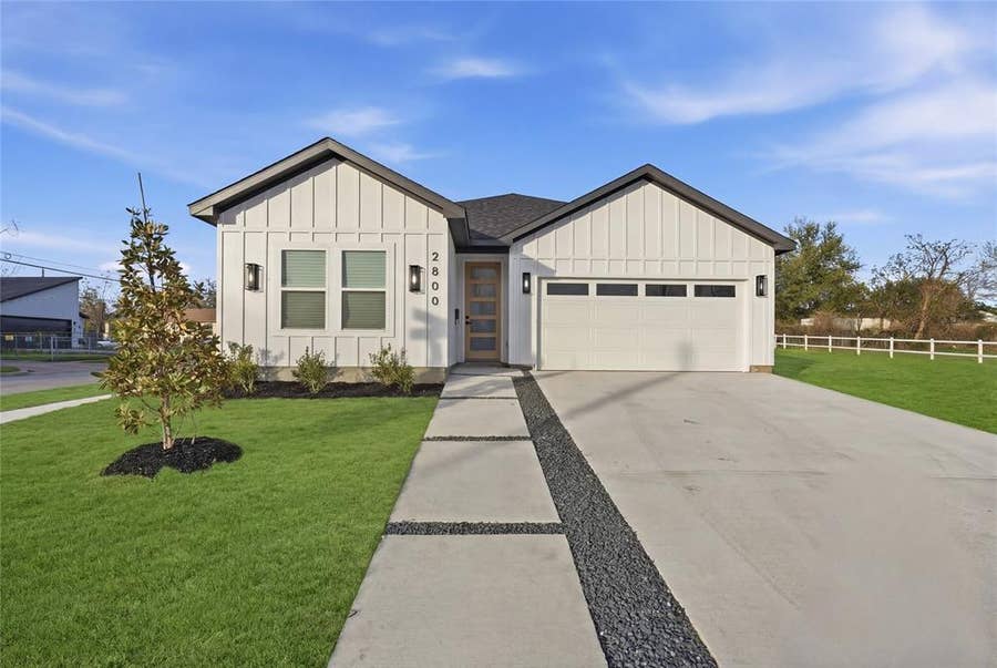 Property photo for 2800 Carter Street, Dallas, TX