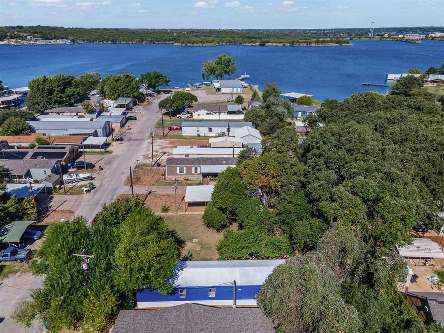 Property photo for 6525 Blue Water Court, Granbury, TX
