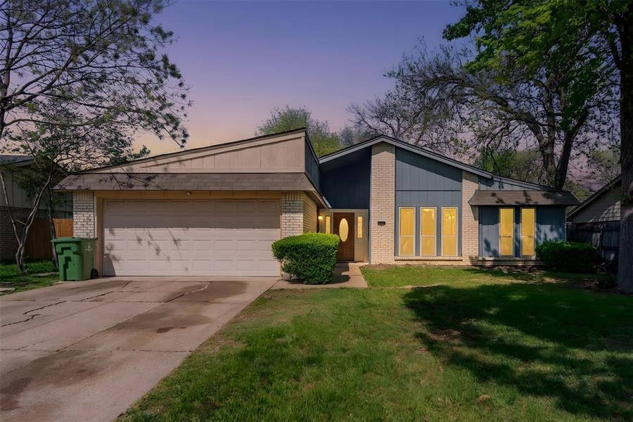 Property photo for 1025 Terrace Trail, Carrollton, TX