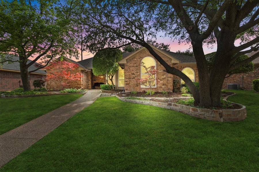 Property photo for 1104 Timberbend Trail, Allen, TX