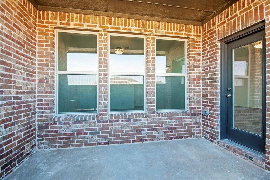 816 Trailside Lane, Argyle, TX 76226