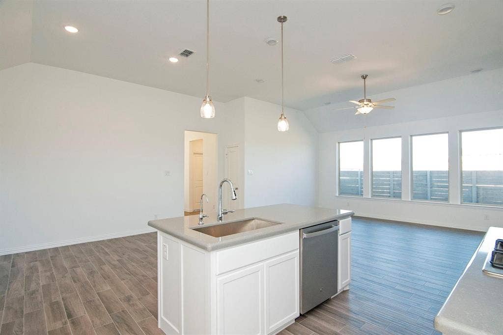 816 Trailside Lane, Argyle, TX 76226