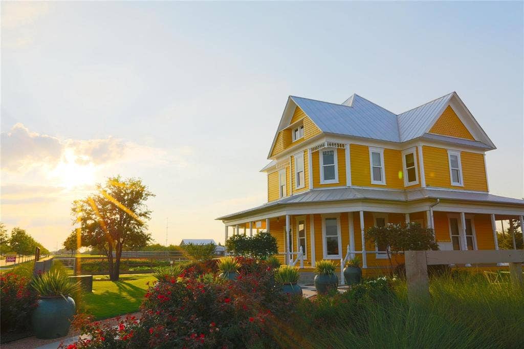 816 Trailside Lane, Argyle, TX 76226