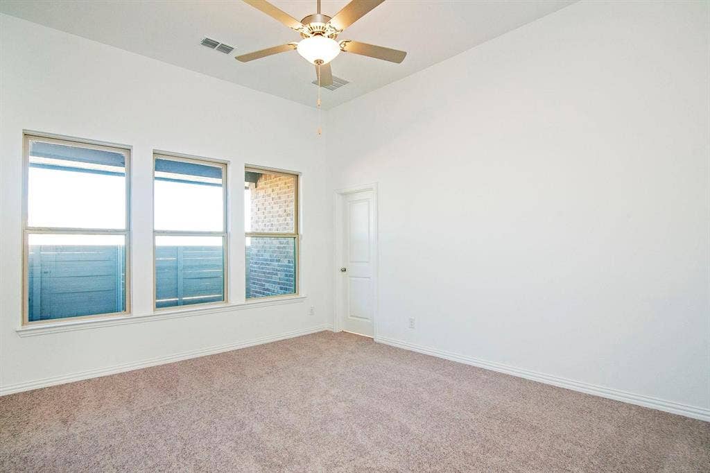 816 Trailside Lane, Argyle, TX 76226