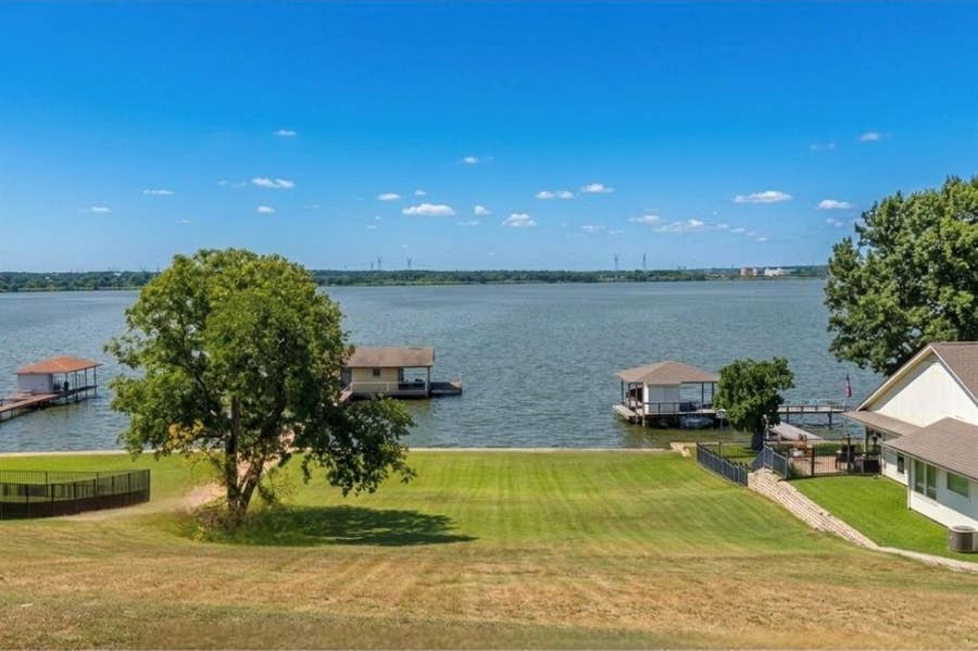 Property photo for 4117 Crescent Drive, De Cordova, TX
