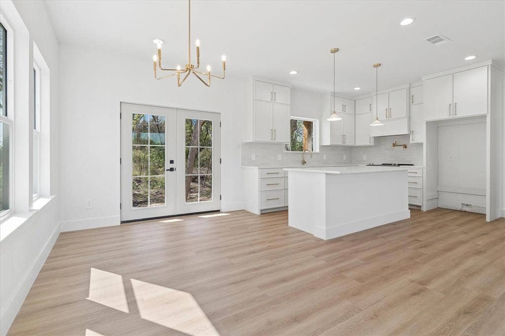 121 Lakeshore Lane, Glenn Heights, TX 75154 121 Lakeshore Lane, Glenn Heights, TX 75154