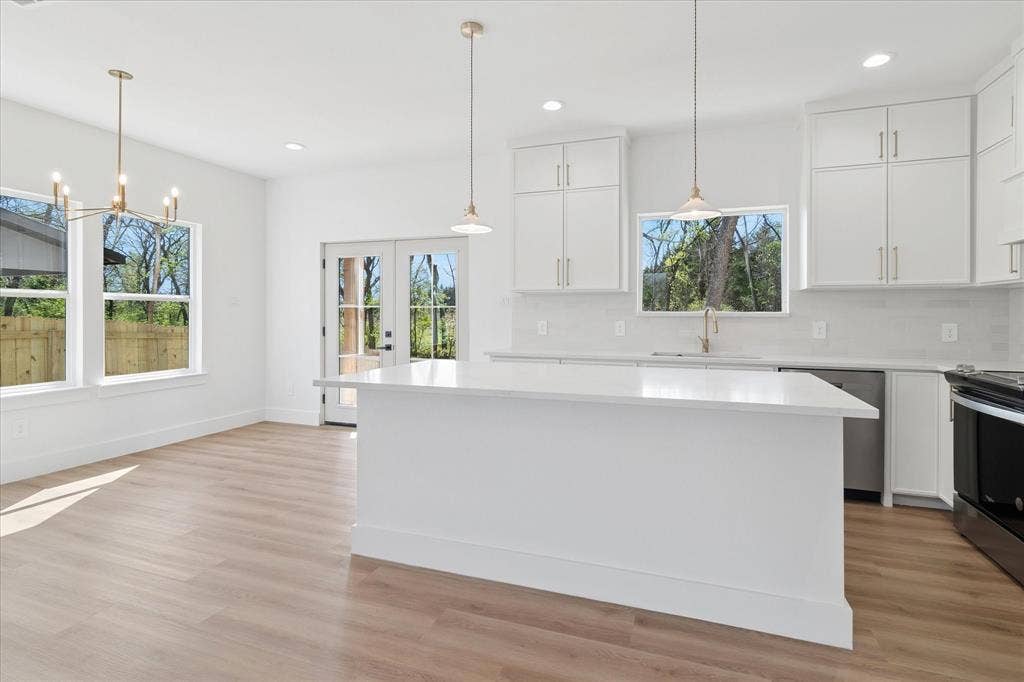 121 Lakeshore Lane, Glenn Heights, TX 75154 121 Lakeshore Lane, Glenn Heights, TX 75154