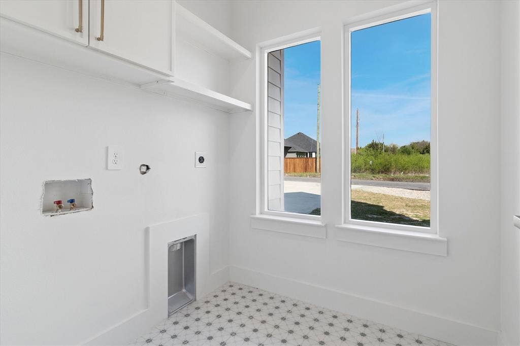 121 Lakeshore Lane, Glenn Heights, TX 75154 121 Lakeshore Lane, Glenn Heights, TX 75154
