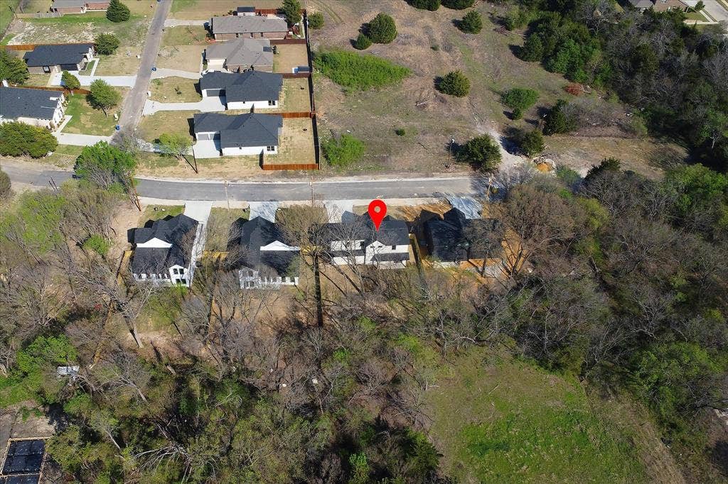 121 Lakeshore Lane, Glenn Heights, TX 75154 121 Lakeshore Lane, Glenn Heights, TX 75154