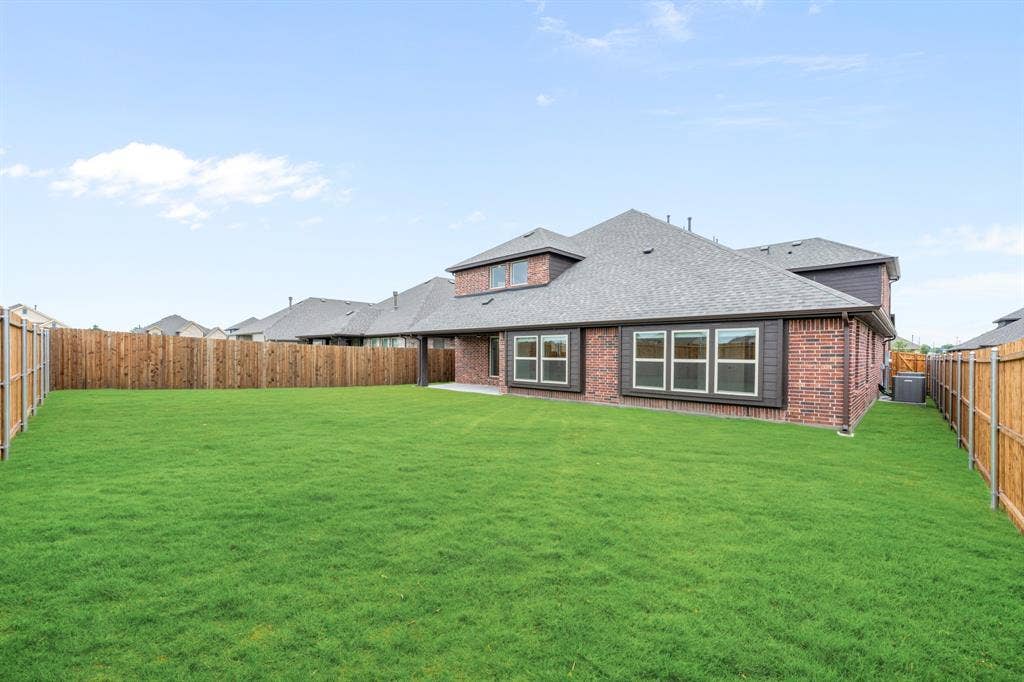 208 Sweetwater Drive, Commerce, TX 75428 208 Sweetwater Drive, Commerce, TX 75428