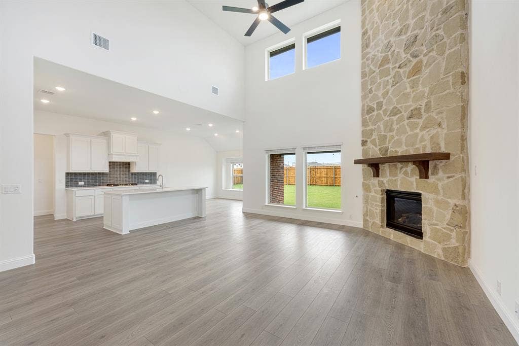 208 Sweetwater Drive, Commerce, TX 75428 208 Sweetwater Drive, Commerce, TX 75428