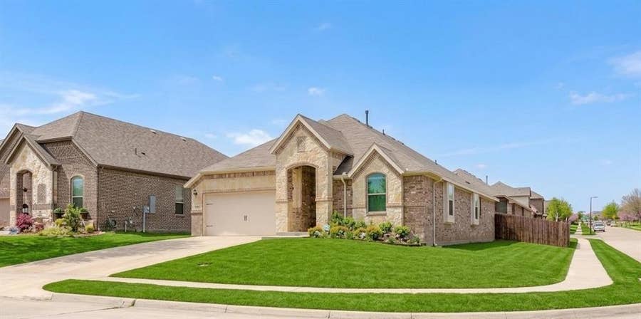 Property photo for 1413 River Vale Road, Garland, TX