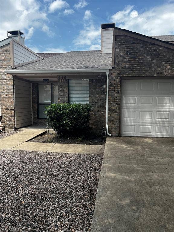 Property photo for 219 Mccarley Place, McKinney, TX