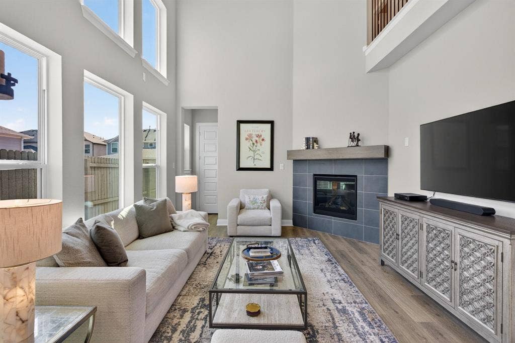 1414 Roundup Way, Argyle, TX 76226 Soaring ceilings & fantastic light