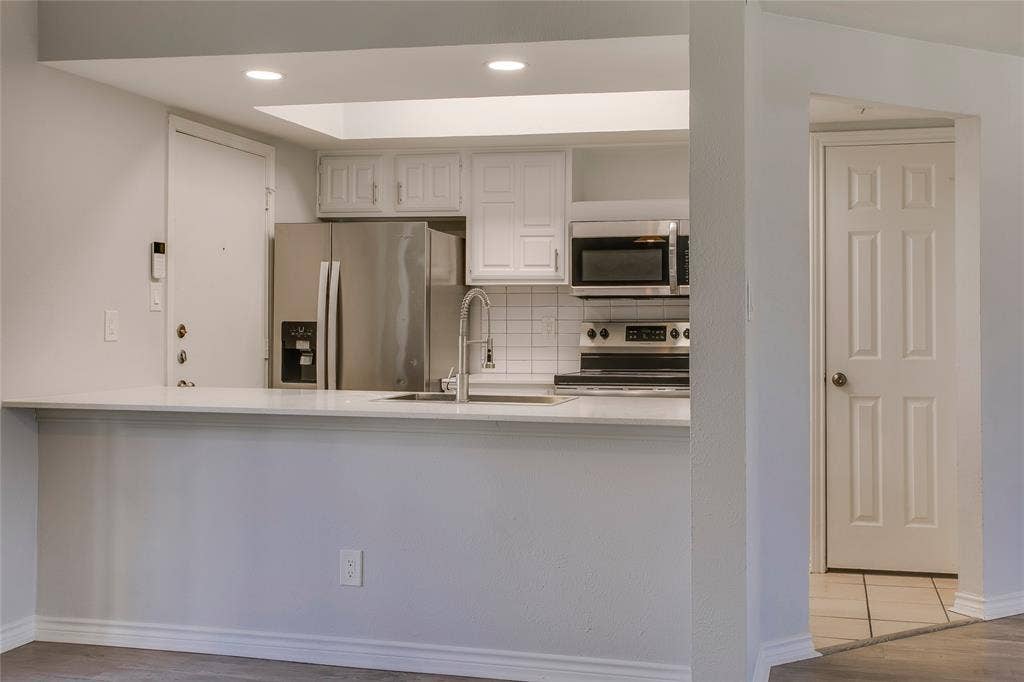 3105 San Jacinto Street, #217, Dallas, TX 75204 3105 San Jacinto Street, #217, Dallas, TX 75204