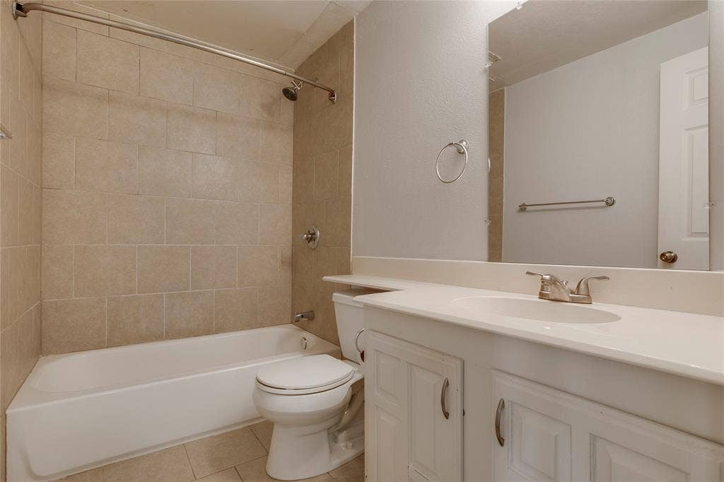 3105 San Jacinto Street, #217, Dallas, TX 75204 3105 San Jacinto Street, #217, Dallas, TX 75204
