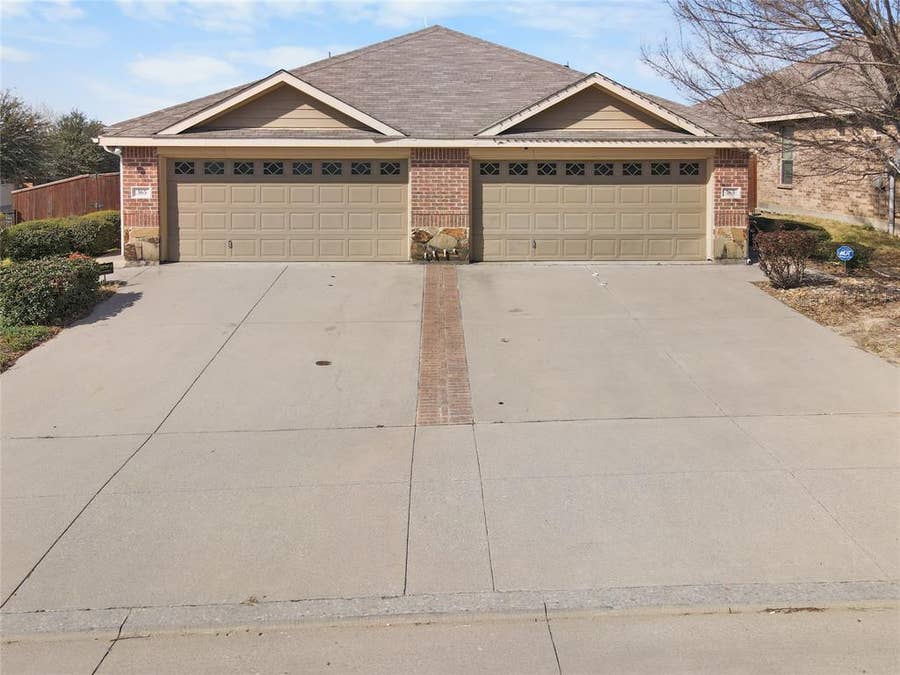 Property photo for 363 Armstrong Lane, Lavon, TX