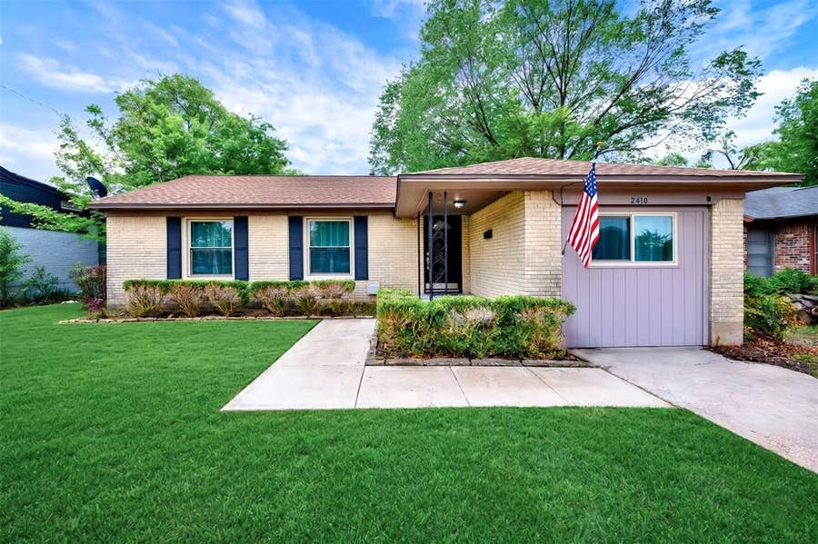 Property photo for 2418 Centerville Road, Dallas, TX
