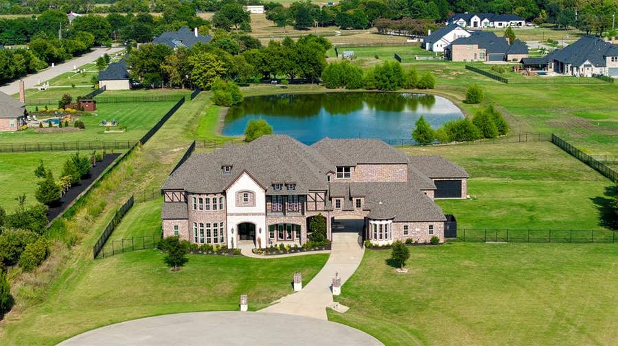 Property photo for 901 Inverness Court, Lucas, TX