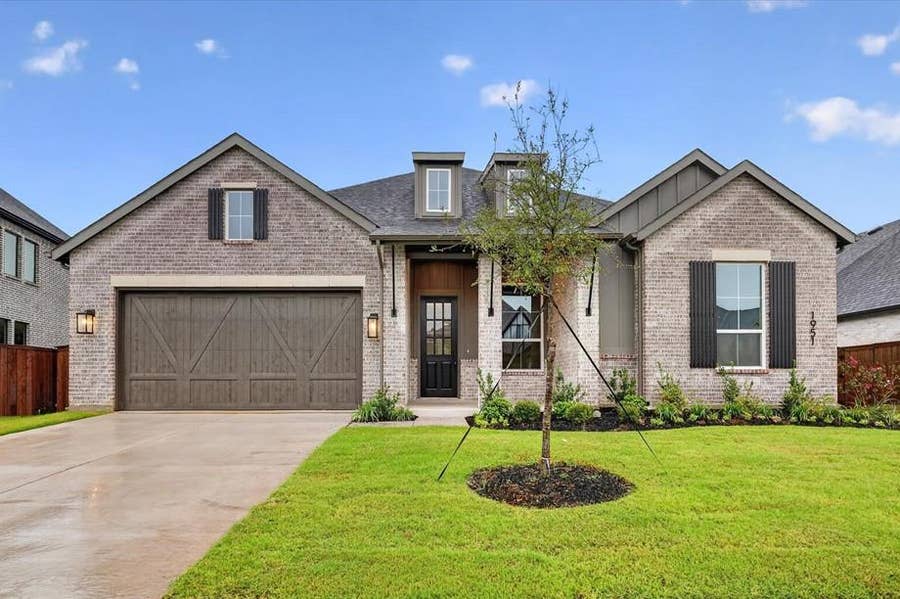 Property photo for 1951 Benedetto Way, McLendon Chisholm, TX