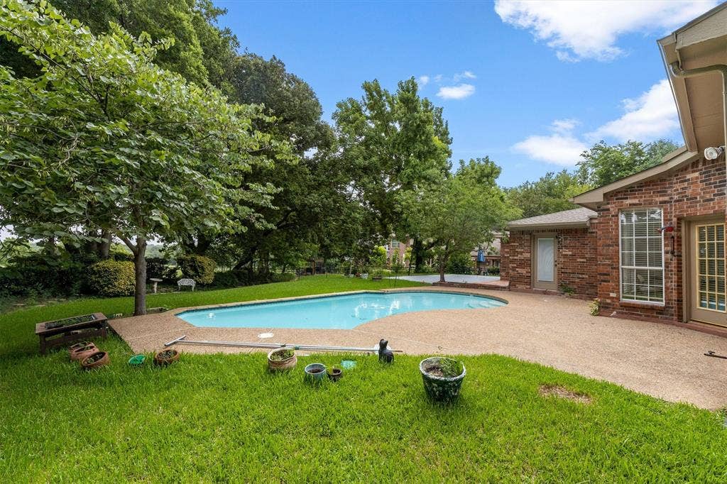6010 Troon Circle, Garland, TX 75044