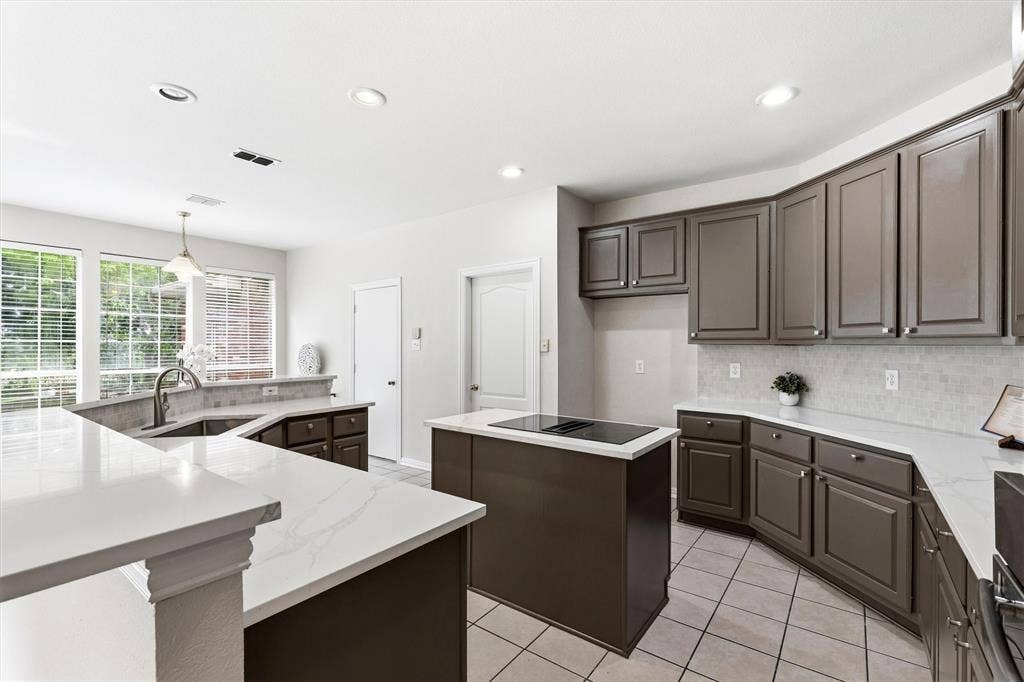 6010 Troon Circle, Garland, TX 75044