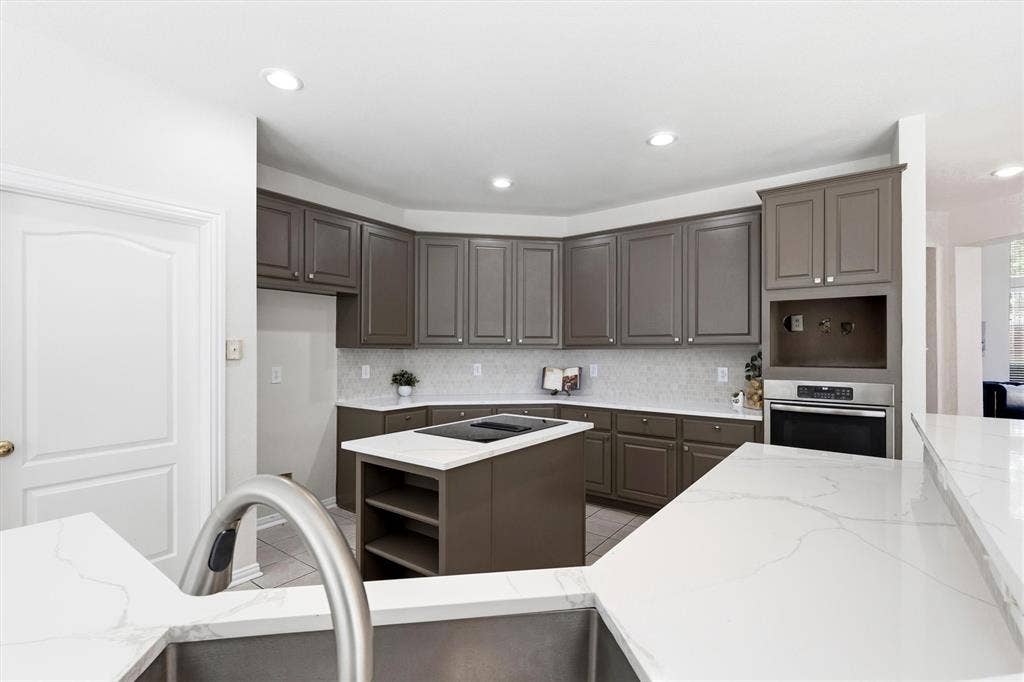 6010 Troon Circle, Garland, TX 75044