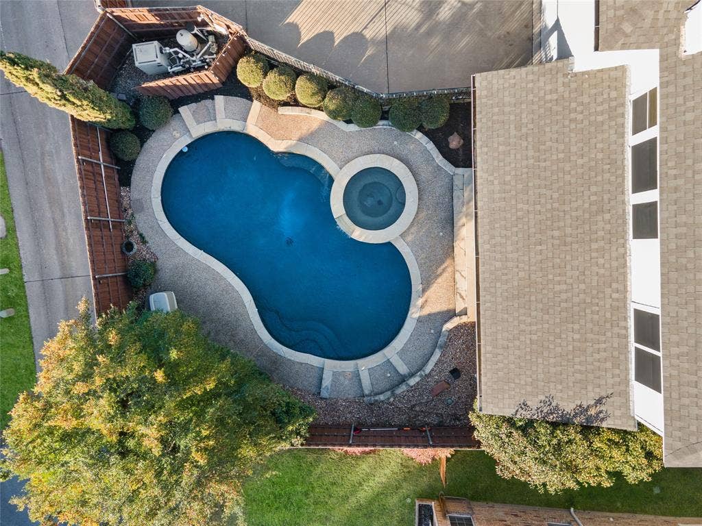 4405 Courtney Lane, Richardson, TX 75082 4405 Courtney Lane, Richardson, TX 75082