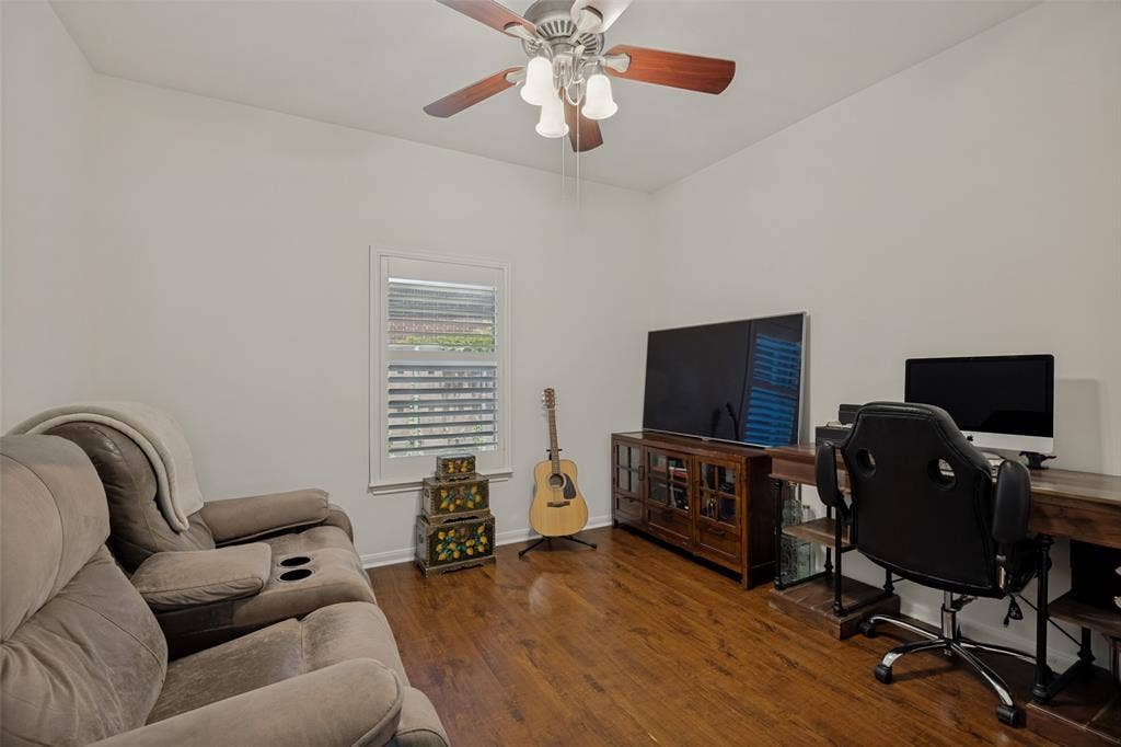 4405 Courtney Lane, Richardson, TX 75082 Downstairs bedroom used as an office