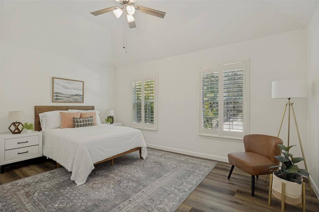 4405 Courtney Lane, Richardson, TX 75082 Upstairs Bedroom