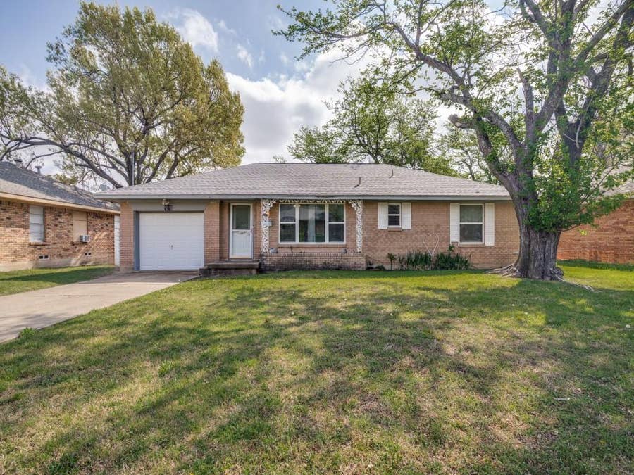 Property photo for 1818 N Place, Plano, TX