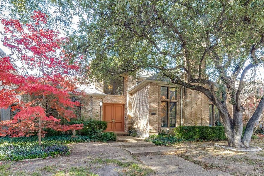 Property photo for 7155 Helsem Bend, Dallas, TX